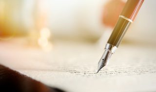 Notary or attorney signs legal contract