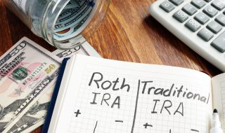 roth-vs-ira-infographic-header